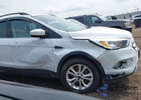 2018 Ford Escape Se z USA, uszkodzony, nr VIN 1FMCU9GD3JUC12668